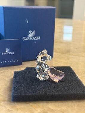 Swarovski Kris Bear "With You" (Article No. 905386) Pink Heart Retired